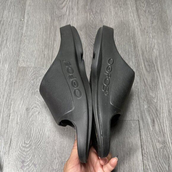 Oofos Ooahh Sport Flex Mens 11 Black Rubber Recovery  Adjustable Slide Sandals main image 6